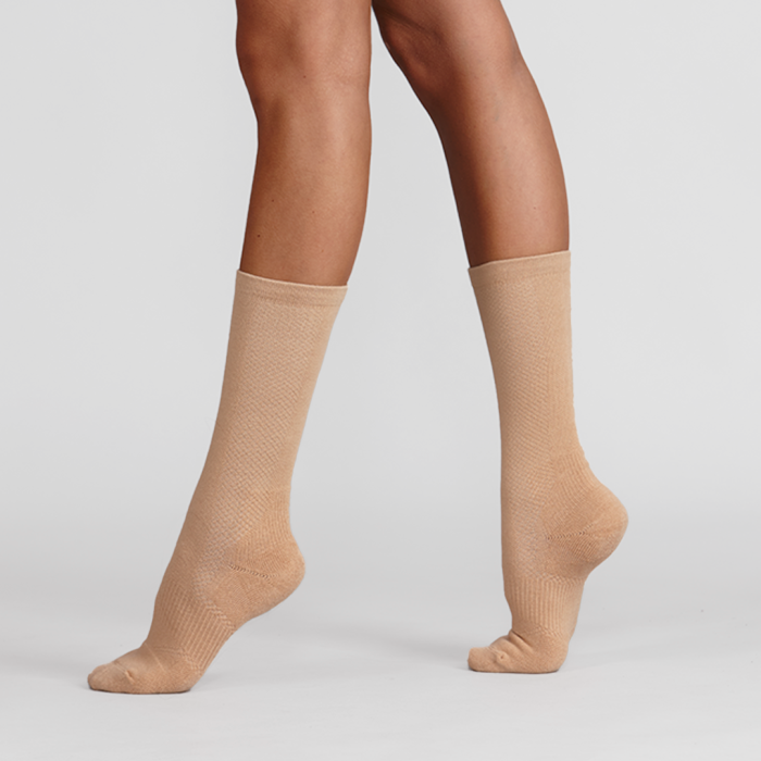 Silky Dance Grippy Turning Socks - Nude