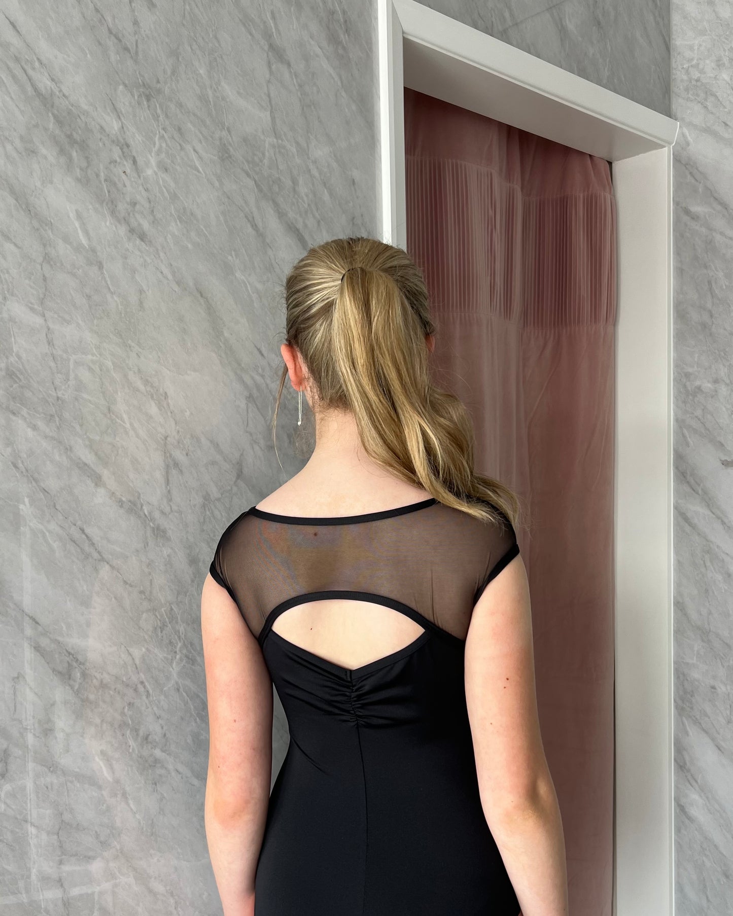 Capezio Tweens Sea Star Pearl Cap Sleeve Leotard - Black F12581C