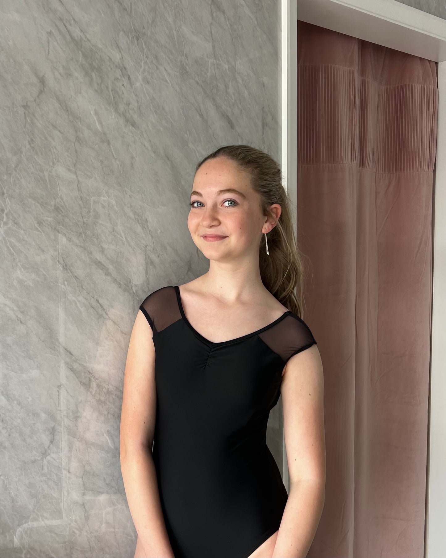 Capezio Tweens Valentina Leotard - Black